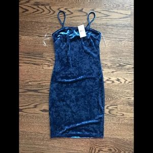 Fasion Nova Blue Velvet Dress! NWT!